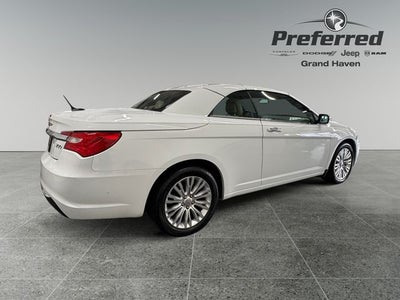 2011 Chrysler 200 Limited