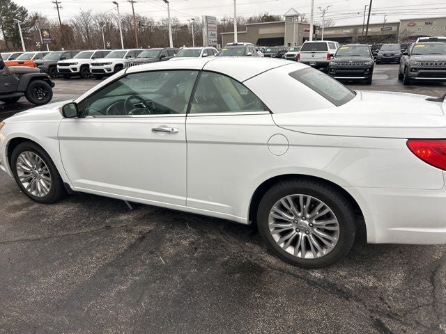 2011 Chrysler 200 Limited 3.6 Liter V6 2D Convertible Automatic