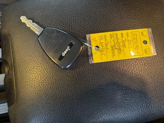 2017 Jeep Wrangler Unlimited Sahara 4x4