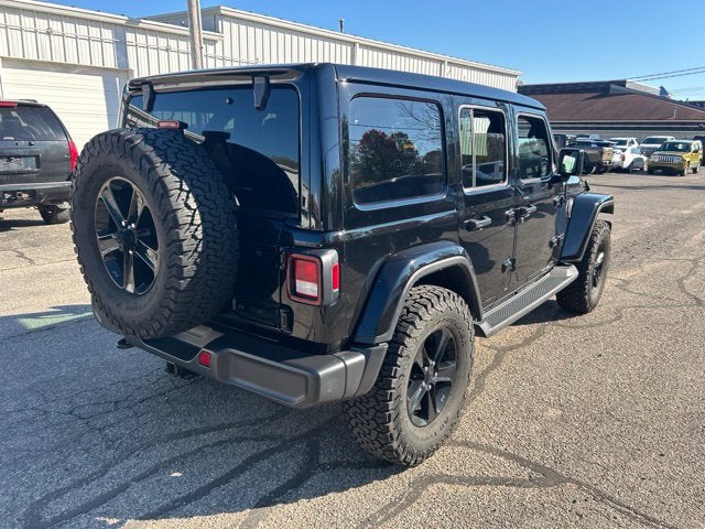 2022 Jeep Wrangler Unlimited Sahara Altitude 4x4
