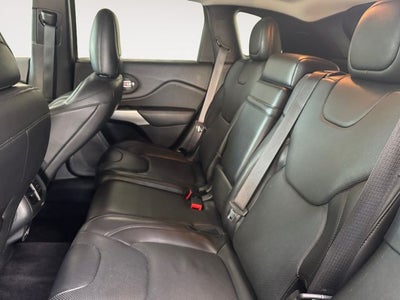 2016 Jeep Cherokee Overland