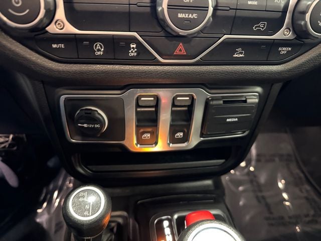 2025 Jeep Wrangler 2-Door Sport 4x4