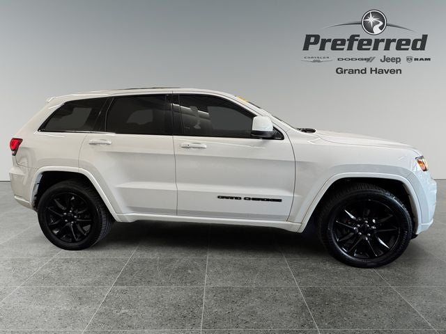 2017 Jeep Grand Cherokee Altitude 4x4