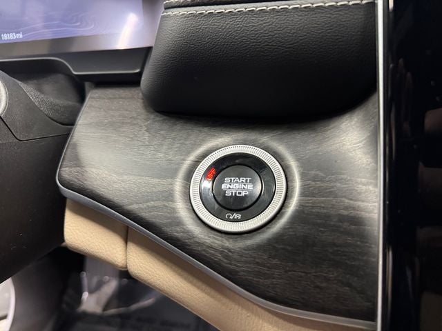 2024 Jeep Grand Cherokee Limited 3.6 Liter V6 4WD