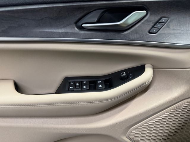 2024 Jeep Grand Cherokee Limited 3.6 Liter V6 4WD