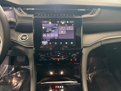 2023 Jeep Grand Cherokee L Altitude 3.6 Liter V6 4WD