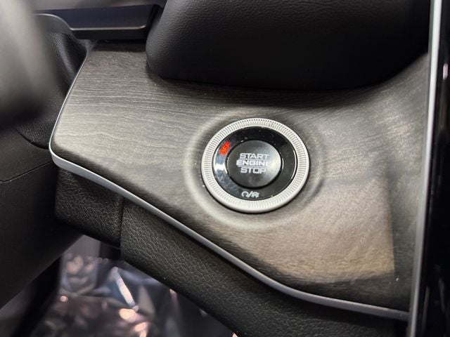 2024 Jeep Grand Cherokee L Limited 3.6 Liter V6 4WD