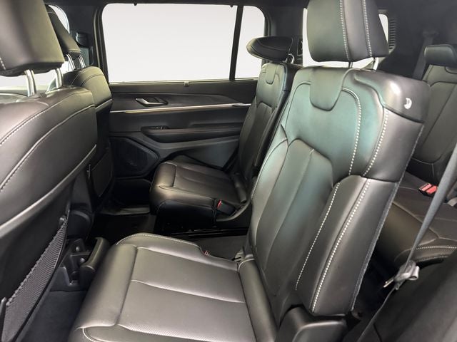 2024 Jeep Grand Cherokee L Limited 3.6 Liter V6 4WD