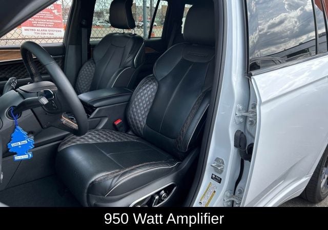 2025 Jeep Grand Cherokee L Summit Reserve 4x4