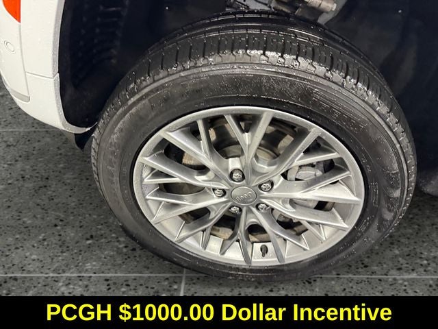 2025 Jeep Grand Cherokee L Summit 3.6 Liter V6 4WD