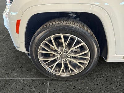 2025 Jeep Grand Cherokee L Summit Reserve 4x4