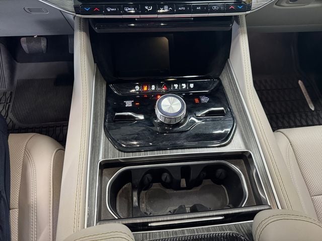 2024 Jeep Wagoneer Series III 3.0 Liter I6 4WD