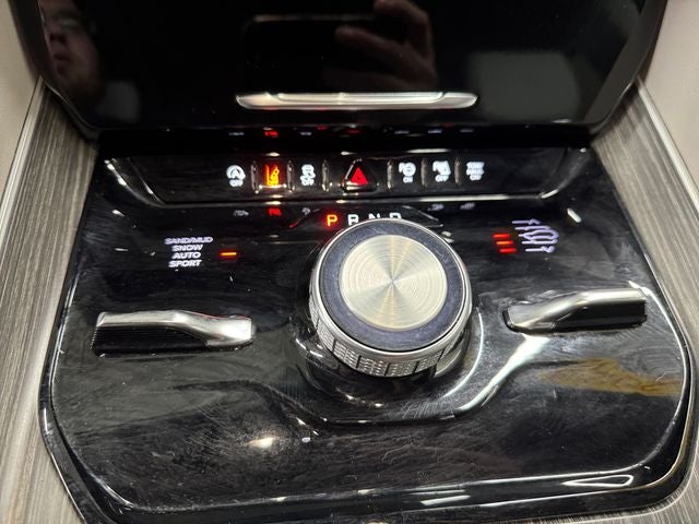 2024 Jeep Wagoneer Series III 3.0 Liter I6 4WD