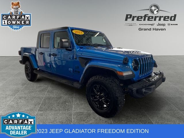 2023 Jeep Gladiator Freedom 4x4 Grand Haven MI | Preferred Ford of