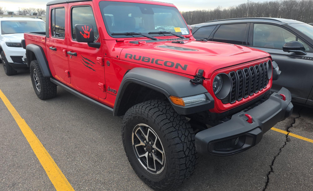2024 Jeep Gladiator Rubicon 3.6 Liter V6 Automatic 4WD