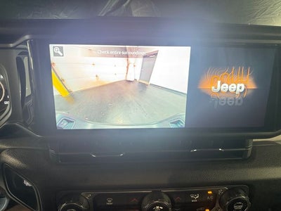 2025 Jeep Gladiator Willys 3.6 Liter V6 Automatic 4WD