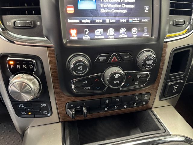 2017 RAM 1500 Laramie Quad Cab 4x4 6'4' Box