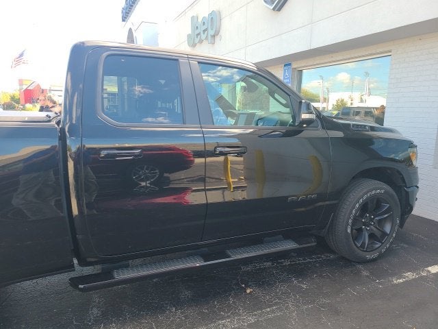 2021 RAM 1500 Big Horn/Lone Star 5.7 Liter v8 hemi Quad Cab 4WD