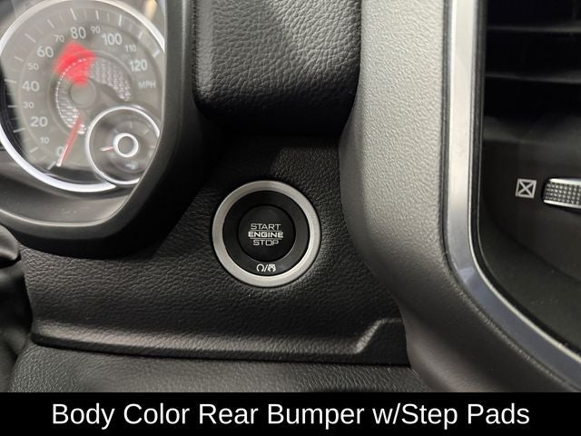 2022 RAM 1500 Big Horn Crew Cab 4x4 5'7' Box