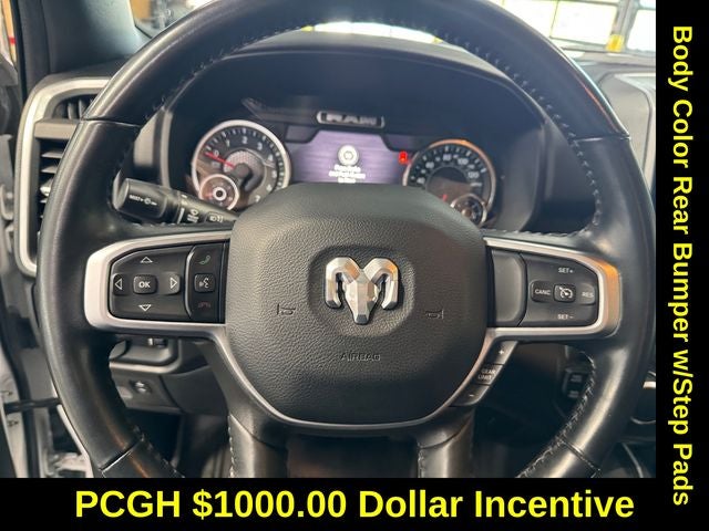 2022 RAM 1500 Big Horn Crew Cab 4x4 5'7' Box