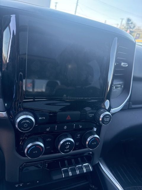 2019 RAM 1500 Big Horn/Lone Star Crew Cab 4x4 5'7' Box