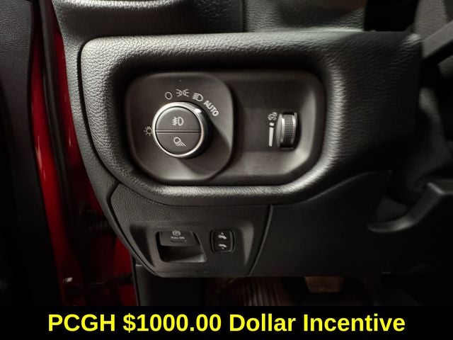 2021 RAM 1500 Big Horn Crew Cab 4x4 5'7' Box