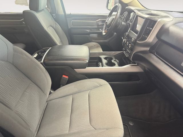 2020 RAM 1500 Big Horn Crew Cab 4x4 5'7' Box