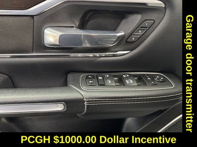 2022 RAM 1500 Laramie Crew Cab 4x4 5'7' Box