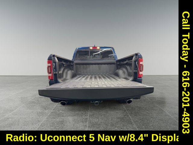 2022 RAM 1500 Laramie Crew Cab 4x4 5'7' Box