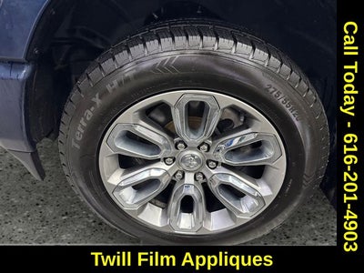 2022 RAM 1500 Laramie Crew Cab 4x4 5'7' Box