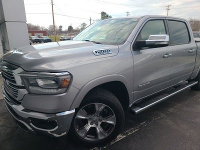 2019 RAM 1500 Laramie 5.7 Liter V8 Hemi Crew Cab 4WD