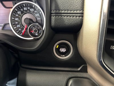 2022 RAM 1500 Laramie Crew Cab 4x4 5'7' Box