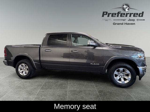 2022 RAM 1500 Laramie Crew Cab 4x4 5'7' Box