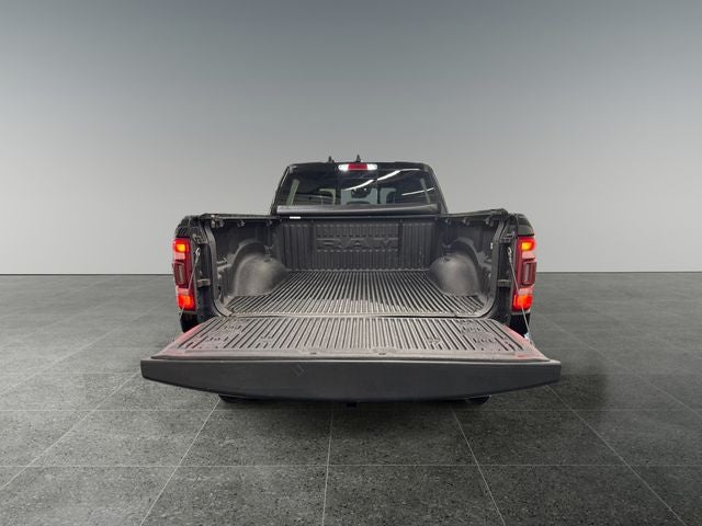 2021 RAM 1500 Laramie Crew Cab 4x4 5'7' Box