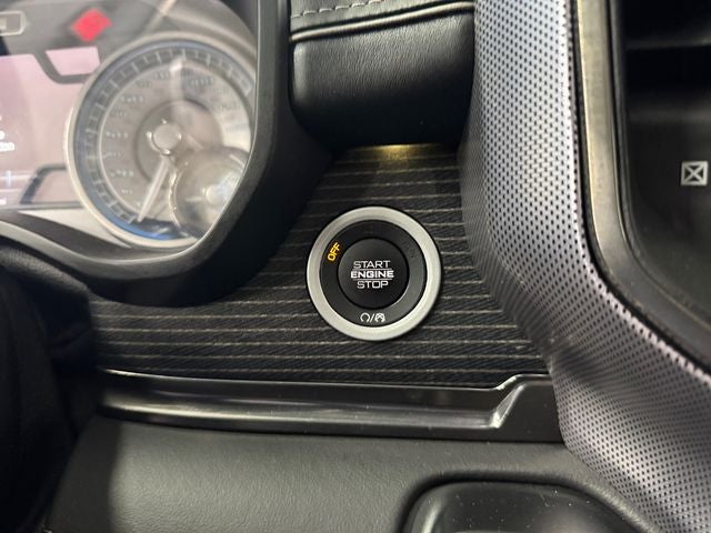 2019 RAM 1500 Limited Crew Cab 4x4 6'4' Box