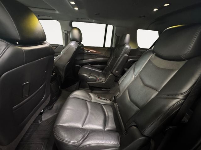 2018 Cadillac Escalade ESV Luxury