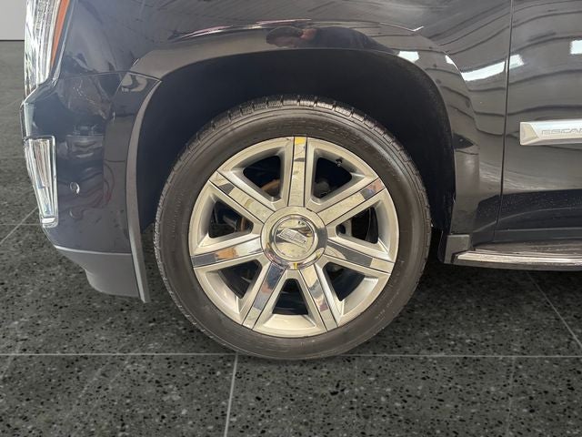 2018 Cadillac Escalade ESV Luxury