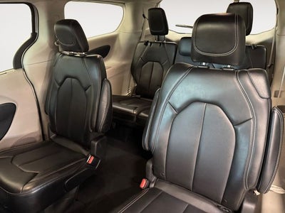2024 Chrysler Pacifica Touring L 3.6 Liter V6 7 Passenger 3rd Row Seating