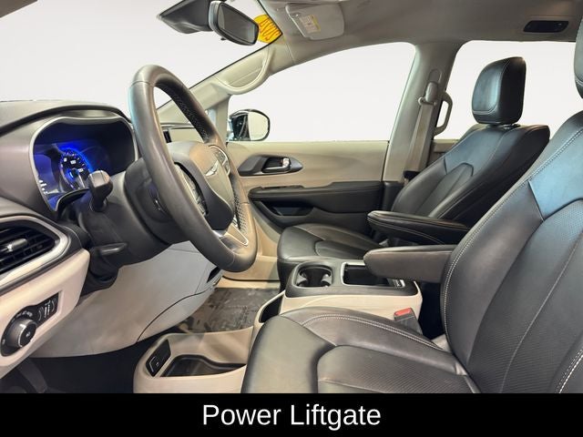 2024 Chrysler Pacifica Touring L 3.6 Liter V6 7 Passenger 3rd Row Seating