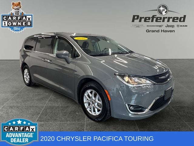 2020 Chrysler Pacifica Touring 3.6 Liter V6 7 Passenger 3rd Row Seating