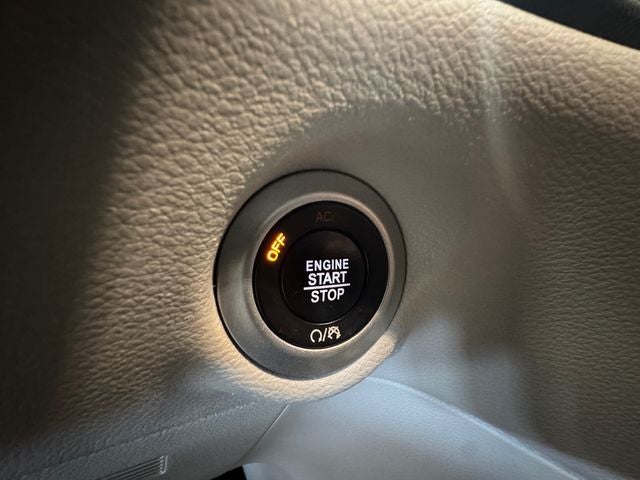 2020 Chrysler Pacifica Touring 3.6 Liter V6 7 Passenger 3rd Row Seating