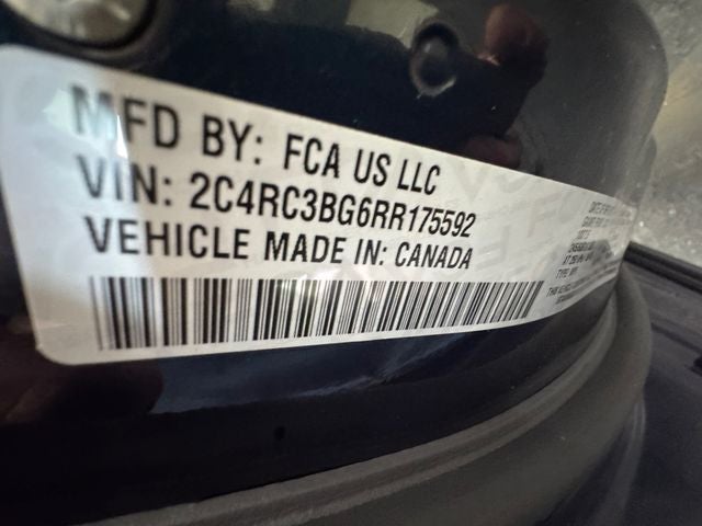 2024 Chrysler Pacifica Touring L 3.6 Liter V6 7 Passenger 3rd Row Seating AWD