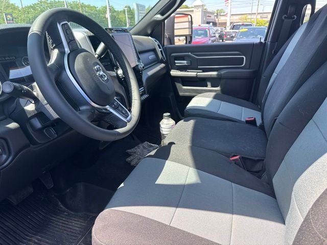 2025 RAM 2500 Big Horn Crew Cab 4x4 6'4' Box