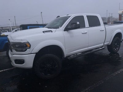 2022 RAM 2500 Laramie Crew Cab 4x4 6'4' Box