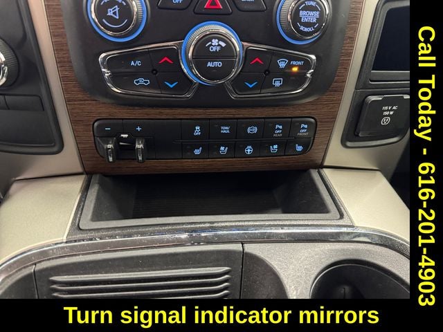 2018 RAM 2500 Laramie Crew Cab 4x4 6'4' Box