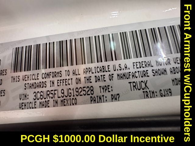 2018 RAM 2500 Laramie Crew Cab 4x4 6'4' Box