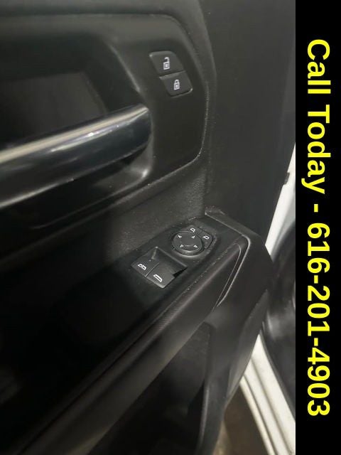 2022 Chevrolet Silverado 1500 LTD 4WD Regular Cab Long Bed WT