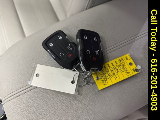 2024 GMC Terrain AWD Denali