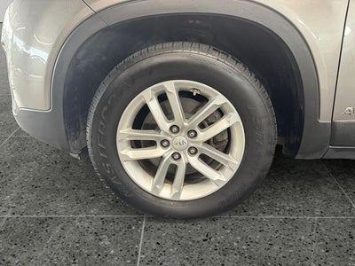 2014 Kia Sorento LX 2.4 Liter AWD
