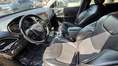 2020 Jeep Cherokee Altitude 3.2 Liter V6 4WD